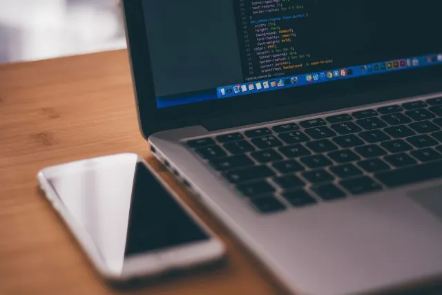 Jak zmienić kolor tła HTML?